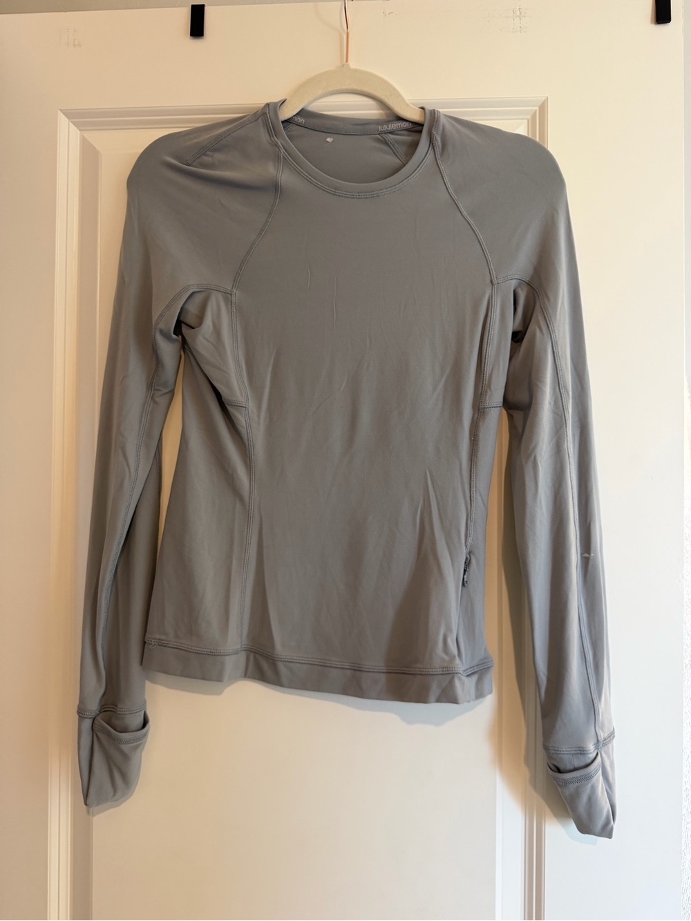 lululemon athletica Light Gray Long-Sleeve Athletic Top